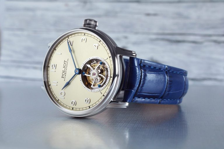 Tourbillon_VXIII_gelb (8)