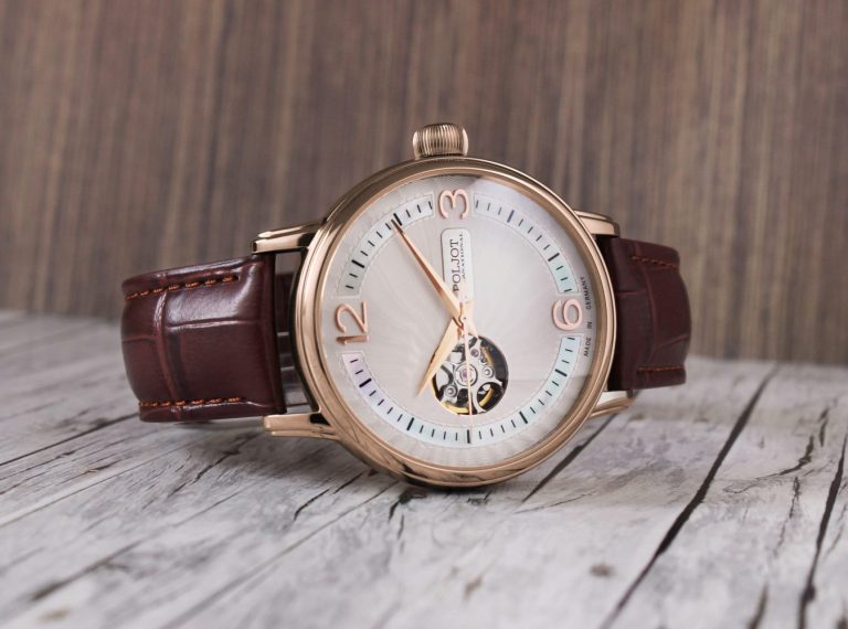Jaros_Open_Heart_38NH_4286811_rosegold_lifestyle_02